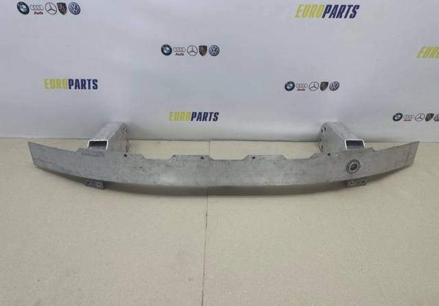 Буфер бампера переднего 51117451117 BMW