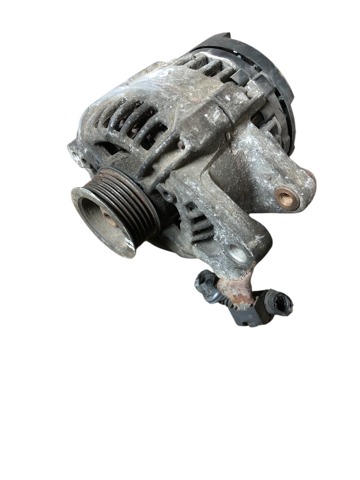 Генератор автомобильный 0124225051 BOSCH