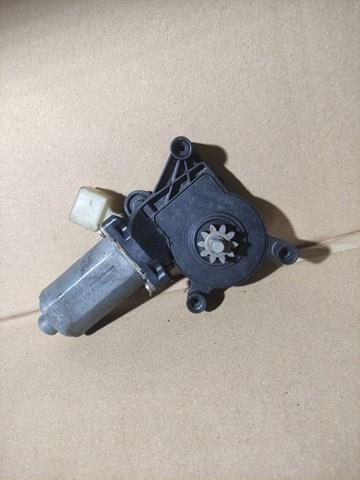 Мотор стеклоподъемника водительской двери 0130821708 BOSCH
