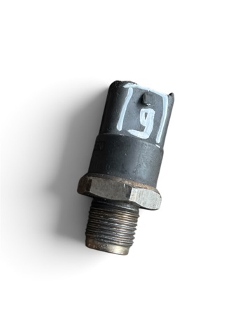 Регулятор давления топлива 0281002720 BOSCH