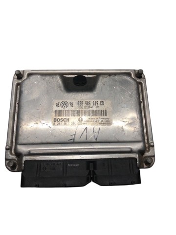 ЭБУ двигателем 0281011205 BOSCH