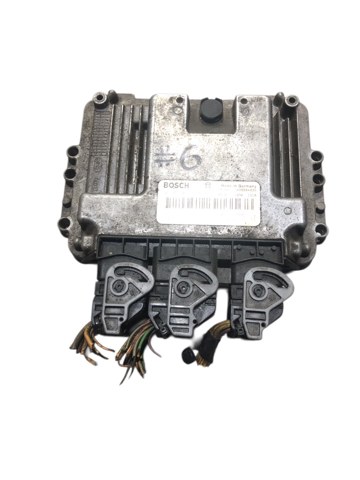 Модуль управления двигателем 0281011776 RENAULT