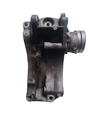 Кронштейн крепления генератора Фольксваген Поло III