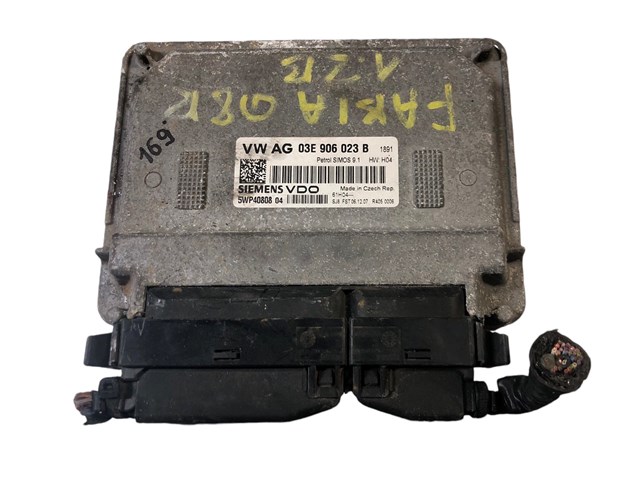 Модуль управления двигателем 03E906023B VAG