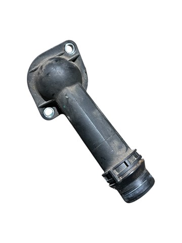 Патрубки системы охлаждения 03G121121C VAG
