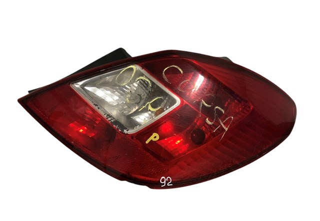 Фонарь задний правый 13188046 OPEL