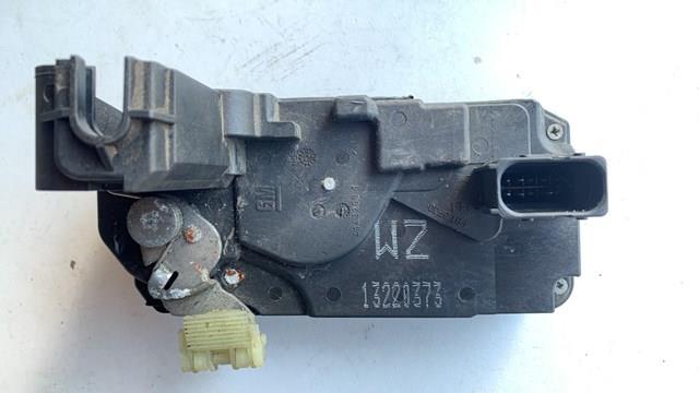 Замок двери задней левой 13220373 OPEL