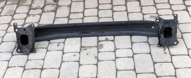 VAG 1T0807109 Усилитель бампера переднего в наличии Черновцы