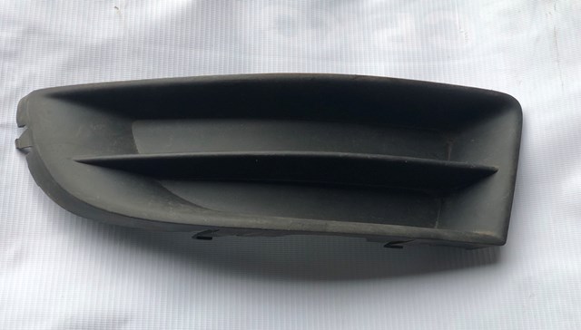 Решетка бампера переднего левая 1Z0807367B VAG