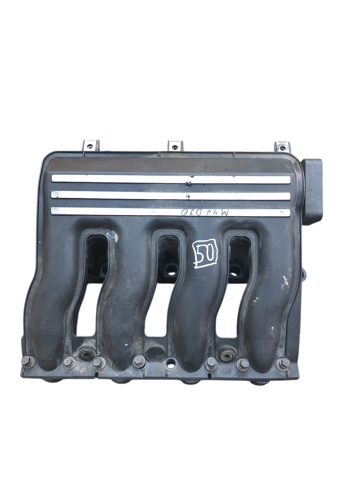 Коллектор впускной 2246942 BMW