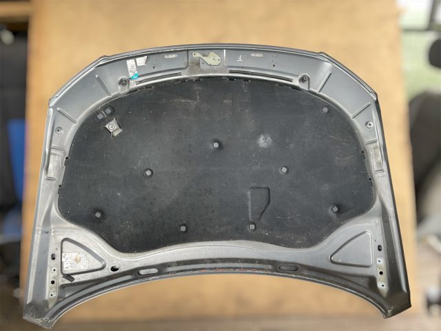 3C0823031A Капот купить Ирпень