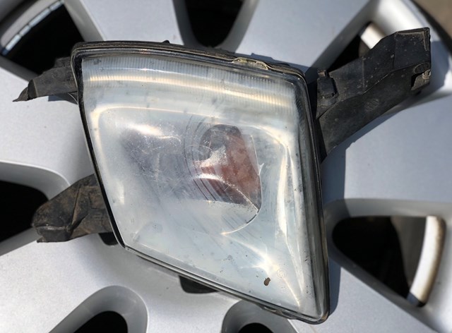 Противотуманная фара левая 42170748 PEUGEOT
