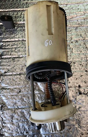 Насос погружной в баке Альфа-ромео 145