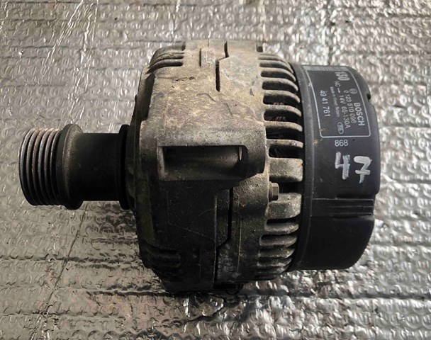 Автомобильный генератор 4941761 GM