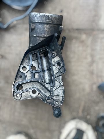 Корпус маслофильтра 55565958 OPEL