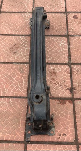 Балка бампера переднего 5P0807109B VAG