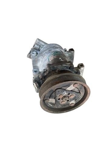 Компрессор кондиционера 7700273801 RENAULT
