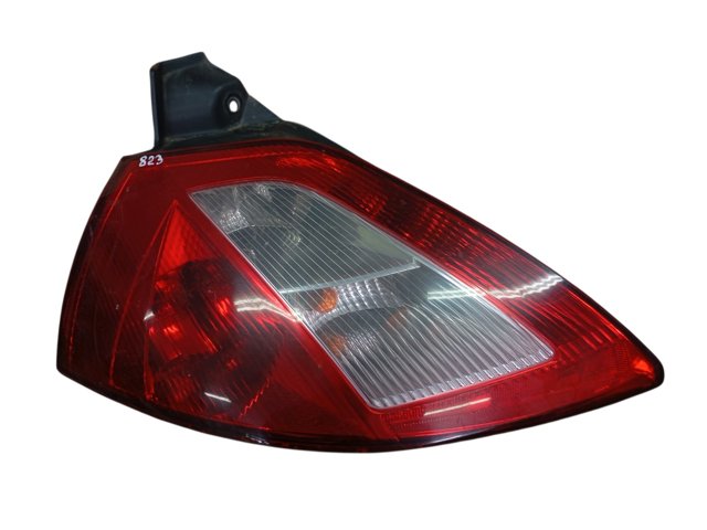 Фонарь задний левый 8200073236 RENAULT
