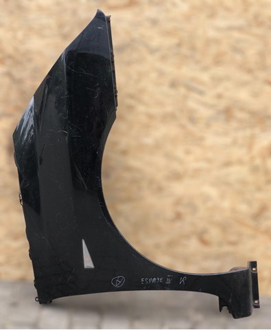Переднее правое крыло 8200155751 RENAULT