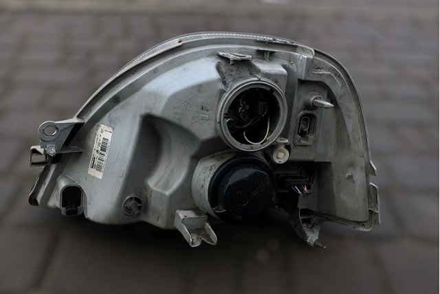 8200163518 RENAULT Фара правая купить в Черновцы