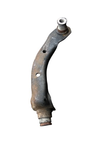 Кронштейн передней балки 8200197452 RENAULT