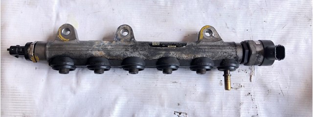 Топливная рампа 8200661279 RENAULT