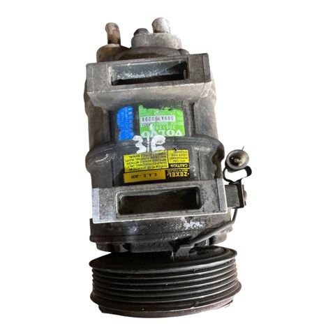 Компрессор климатической установки 8708581 VOLVO