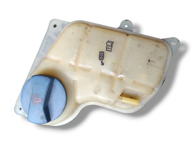  Расширительный бачок 8D0121403L VAG