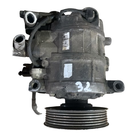 Компрессор хладагента 8E0260805 VAG