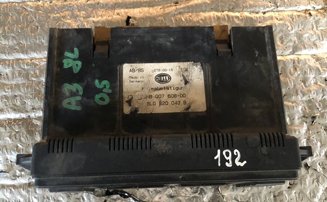 VAG 8L0820043B Блок управления режимами отопления/кондиционирования в наличии Львов