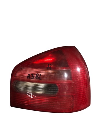 Фонари задние 8L0945096 VAG