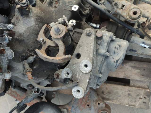 OPEL 90575142 в наличии Ровно