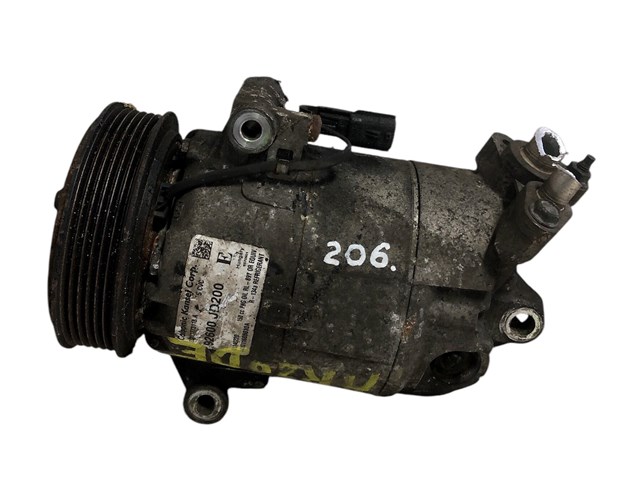 Компрессор климатической установки Nissan Qashqai +2 I