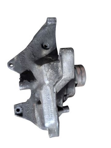 Кронштейн компрессора кондиционера 96184912 GM