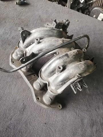 Коллектор впускной 9638425180 PEUGEOT