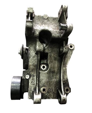 Крепление генератора Citroen C5 1