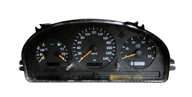 Щиток приборов A1635404011 MERCEDES
