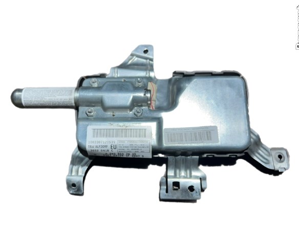 Подушка безопасности, передней, правой двери Эйрбэг A2038602605 MERCEDES