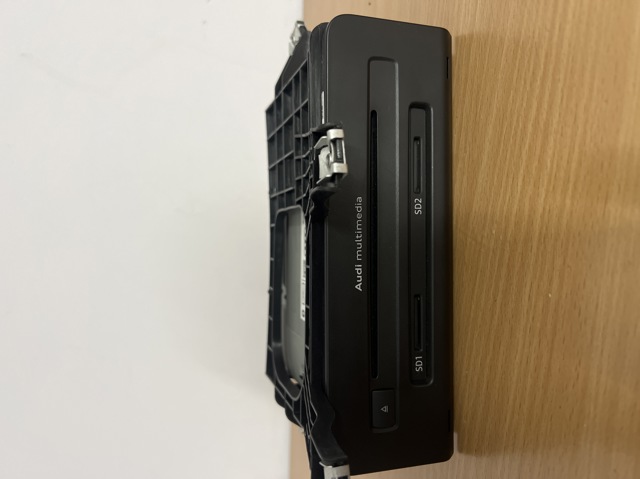 8W0035652 VAG купить в Каменское