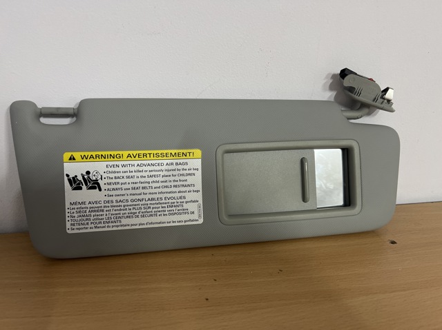 Козырек противосолнечный 8W0857552BEA7 VAG