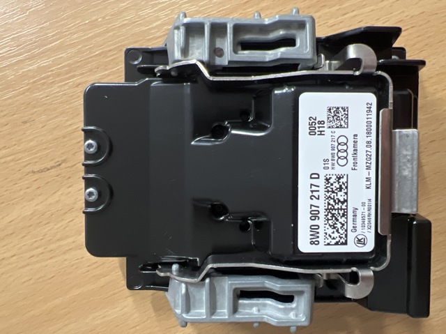 VAG 8W0907217D Камера системы обеспечения видимости в наличии Харьков