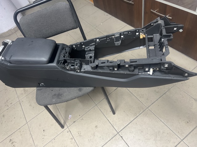Консоль центральная панели управления 8W1863241B6PS VAG