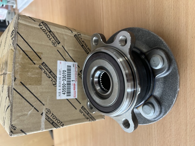 Колеса и ступицы 4355033070 TOYOTA