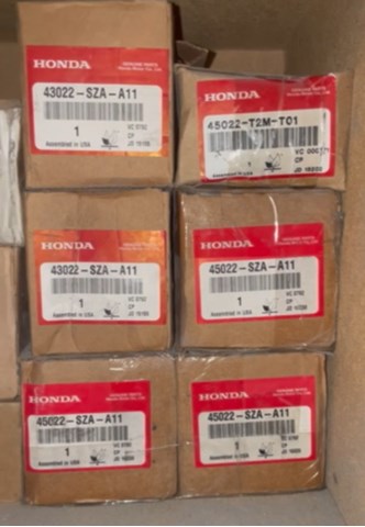 Тормозные колодки 45022SZAA11 HONDA