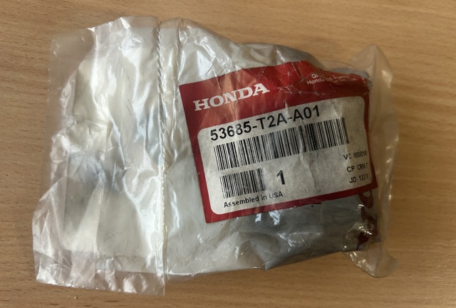 Втулка крепления рулевой рейки, правая 53685T2AA01 HONDA