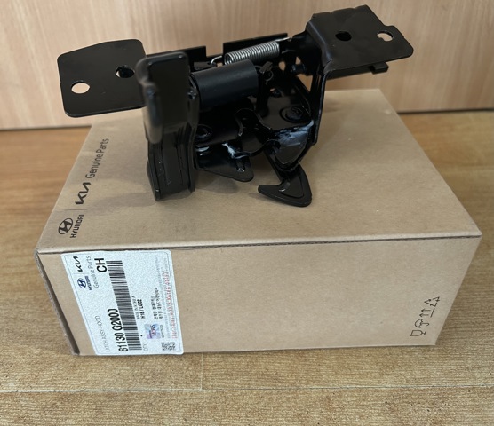 Запор капота (замок и привод замка капота) 81130G2000 HYUNDAI