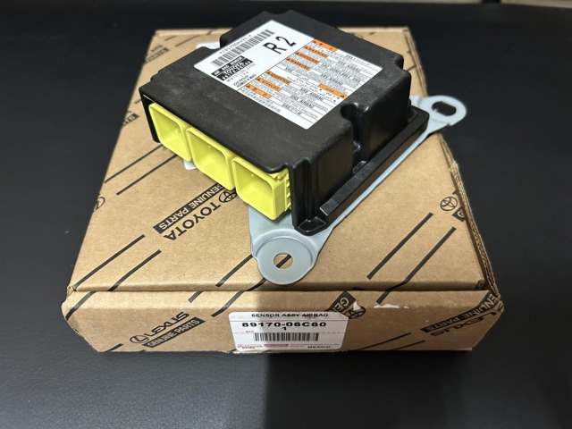 Модуль-процессор управления подушкой безопасности 8917006C60 TOYOTA