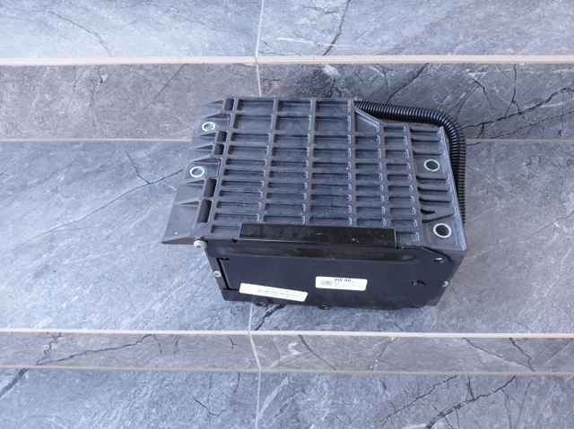 Батарея аккумуляторная 8W0915101A VAG