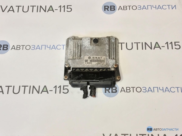 ЭБУ двигателем 03G906021QT VAG