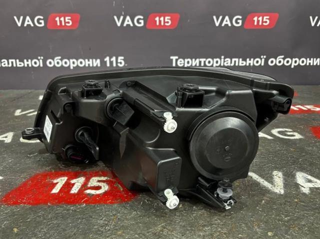 1EL010551021 HELLA Правая фара купить в Житомир